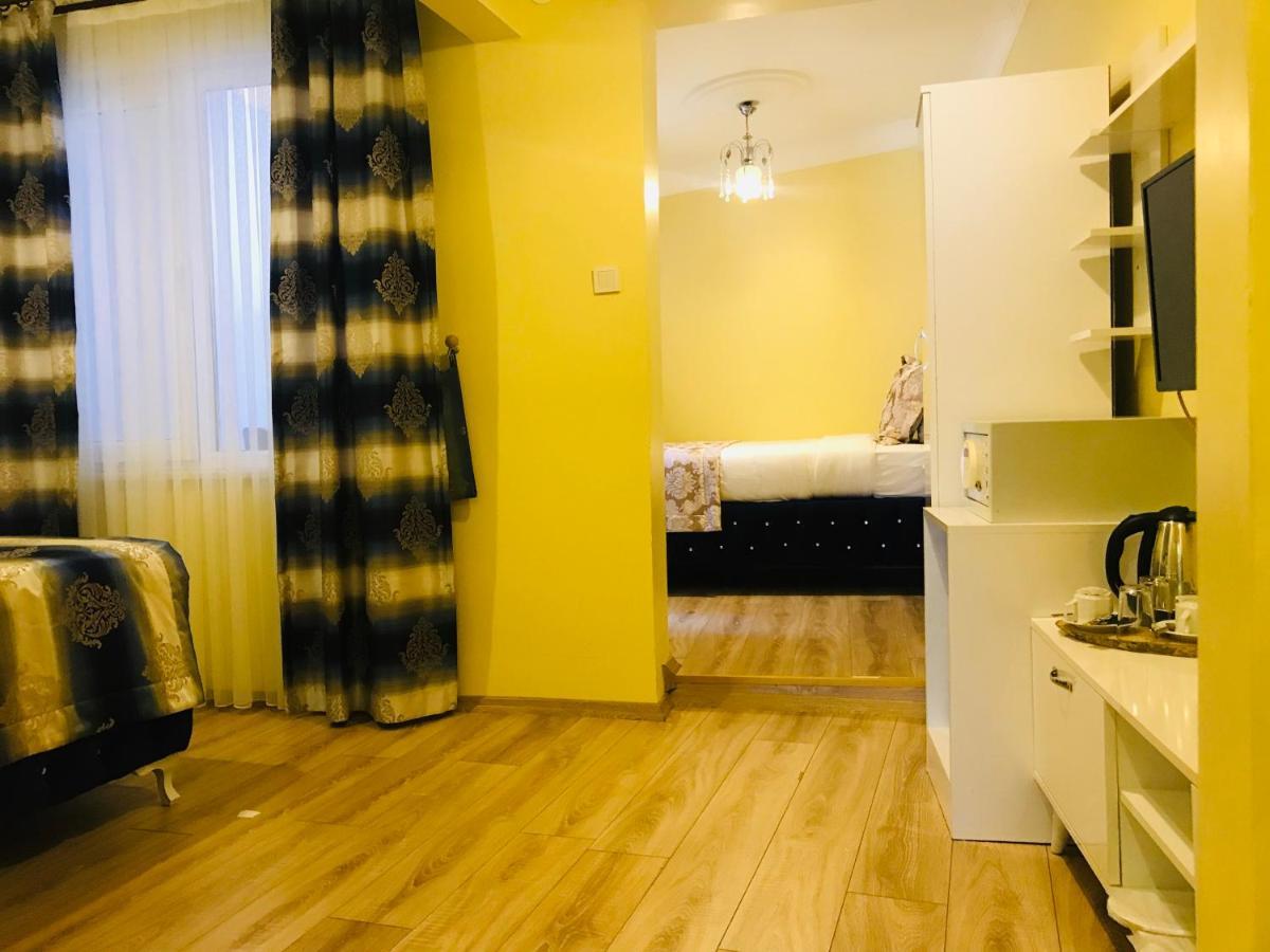 La Mer Suite Pansiyon Istanbul Exteriör bild