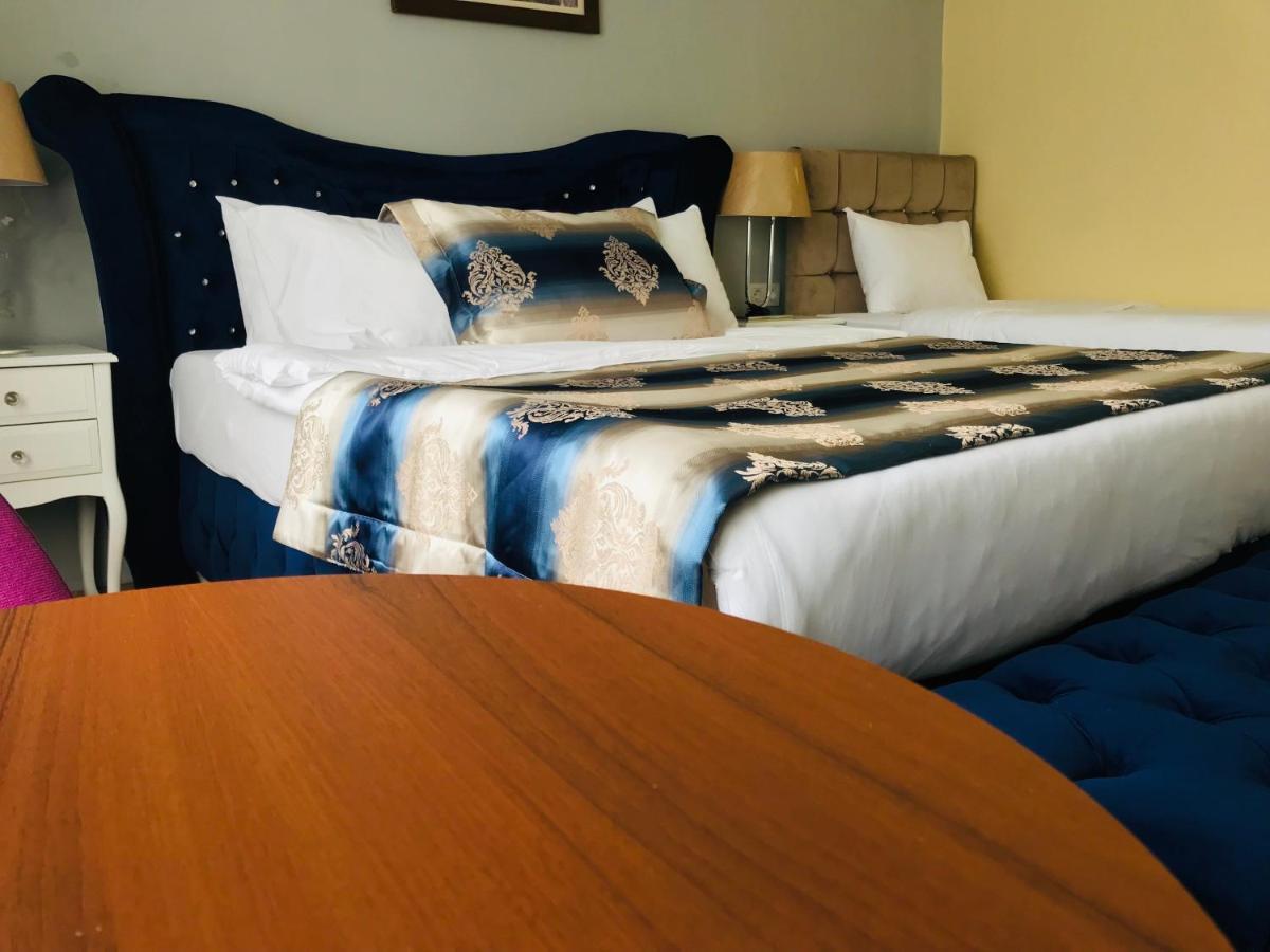 La Mer Suite Pansiyon Istanbul Exteriör bild