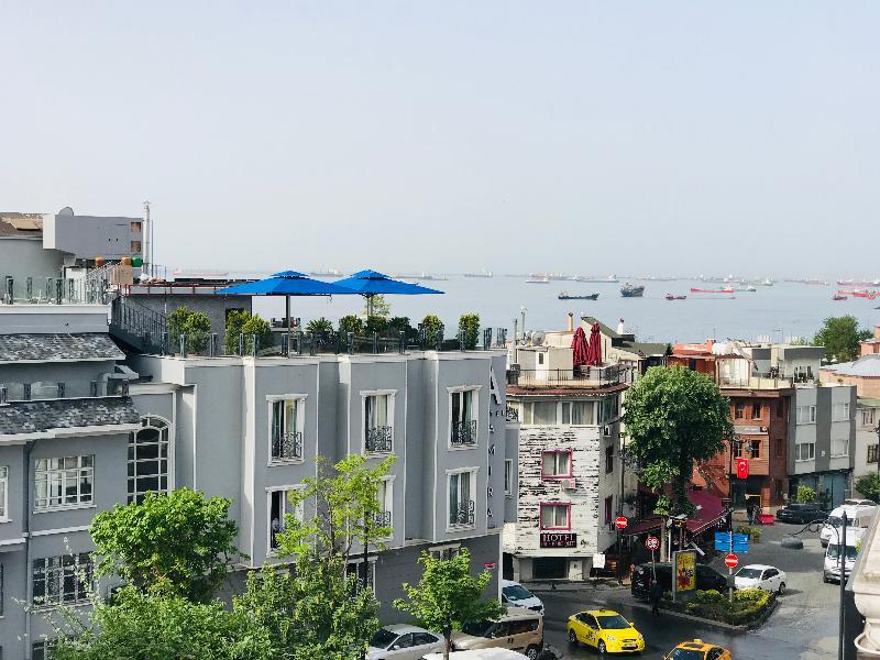 La Mer Suite Pansiyon Istanbul Exteriör bild