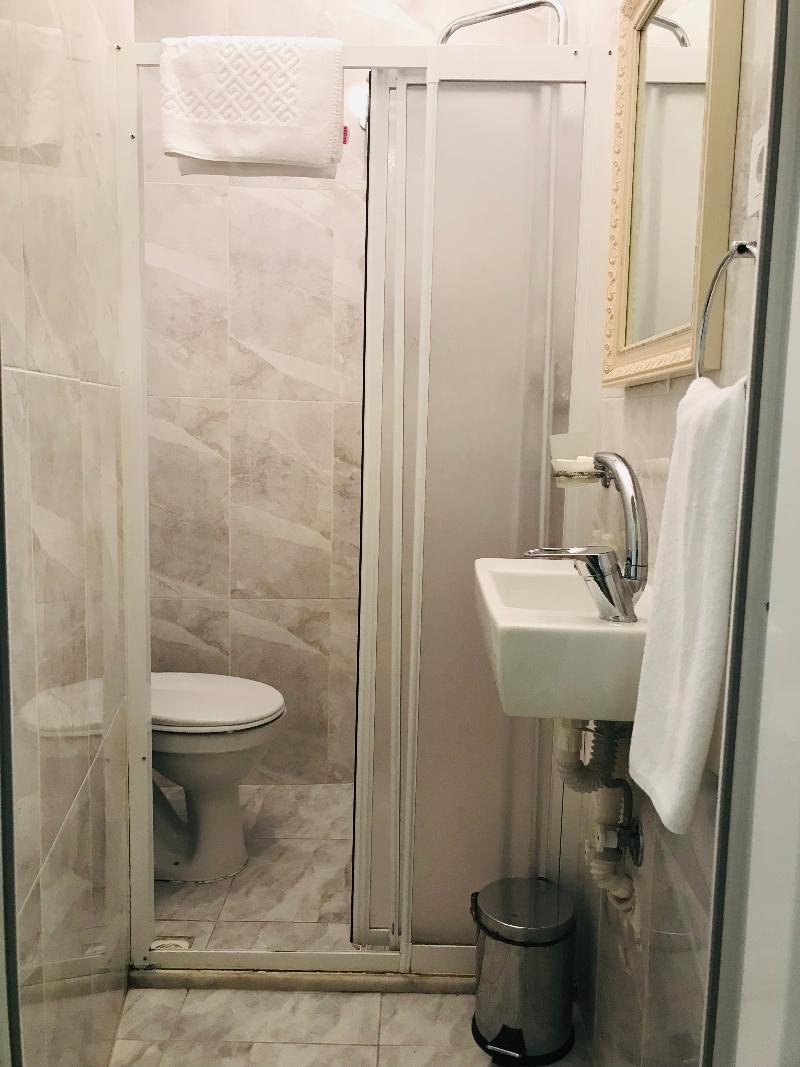 La Mer Suite Pansiyon Istanbul Exteriör bild